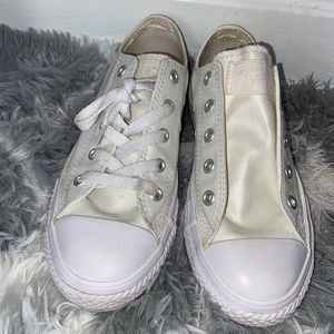 Girls  Converse Size 1